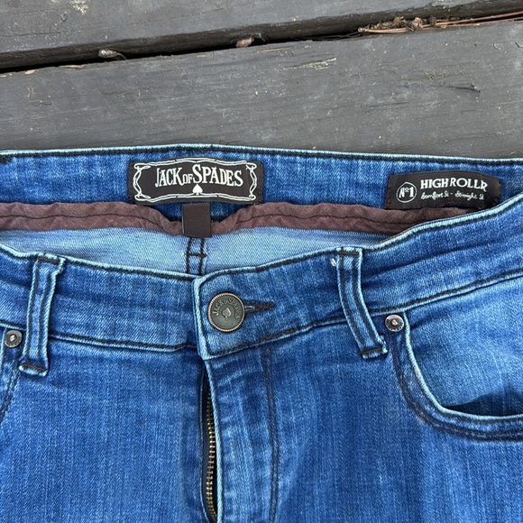 Jack of Spades High Roller Comfort Fit Men’s Blue Denim Jeans size 33x32 - Picture 2 of 6